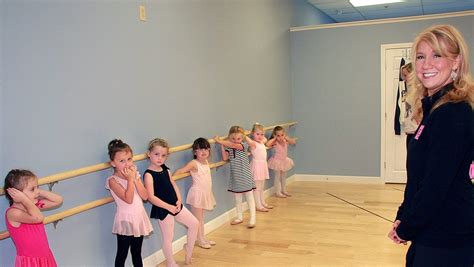 manomet school of dance